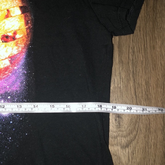 DONATED “Love me some pie” Supernatural T-shirt - Picture 5 of 6